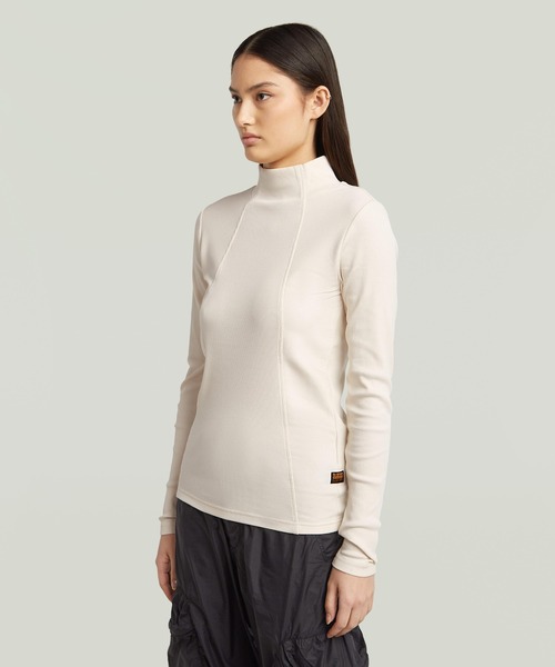 G-STAR（ジースター）の「A-Line Slim Rib Mock T-Shirt/フロントシームデザインスリムリブモックネックTシャツ（Tシャツ/カットソー・レディース・オフホワイト/ダークブラック・SMALL/MEDIUM/X-SMALL）」の8枚目の写真