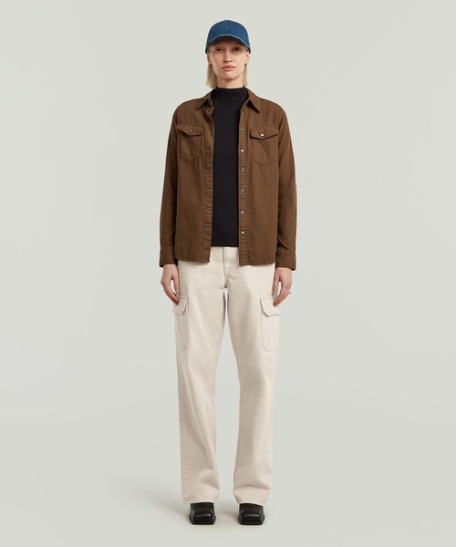 G-STAR（ジースター）の「A-Line Slim Rib Mock T-Shirt/フロントシームデザインスリムリブモックネックTシャツ（Tシャツ/カットソー・レディース・オフホワイト/ダークブラック・SMALL/MEDIUM/X-SMALL）」の14枚目の写真