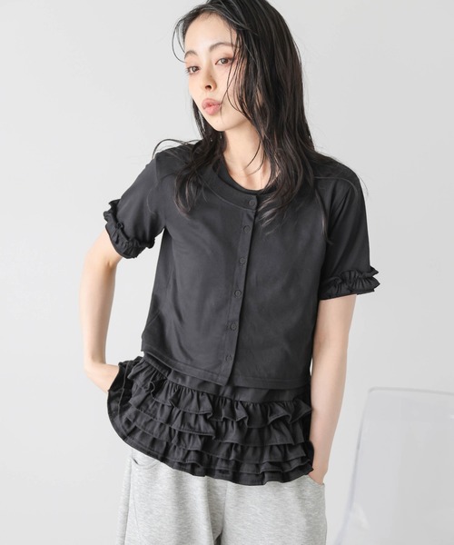 AMELY(エミリー)の「ティアードフリル ドッキングトップス(シャツ/ブラウス・レディース・ブラック/グレー/チャコール・フリー)」の8枚目の写真