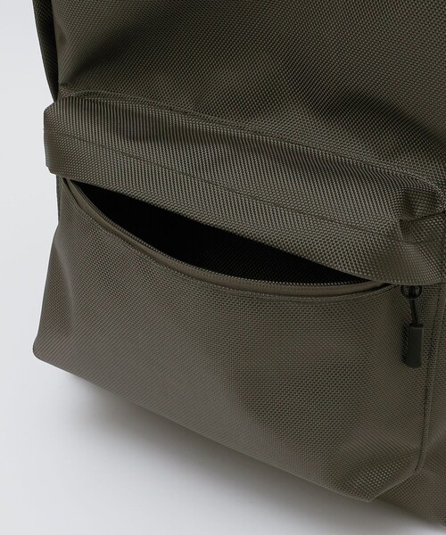 SHIPS（シップス）の「【WEB限定】SHIPS: ナイロン ビズ バックパック（バックパック/リュック・メンズ・ネイビー/オリーブ/ブラック・ONESIZE）」の12枚目の写真