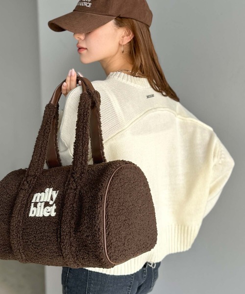 mily bilet(ミウィビレット)の「【mily bilet】ふわもこ感がたまらない主役バッグ♪ロゴ刺繍ボアボストンバッグ(ハンドバッグ・レディース・チャコールグレー/ブラック/ブラウン/ベージュ・ONE SIZE)」の19枚目の写真