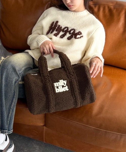 mily bilet(ミウィビレット)の「【mily bilet】ふわもこ感がたまらない主役バッグ♪ロゴ刺繍ボアボストンバッグ(ハンドバッグ・レディース・チャコールグレー/ブラック/ブラウン/ベージュ・ONE SIZE)」の22枚目の写真