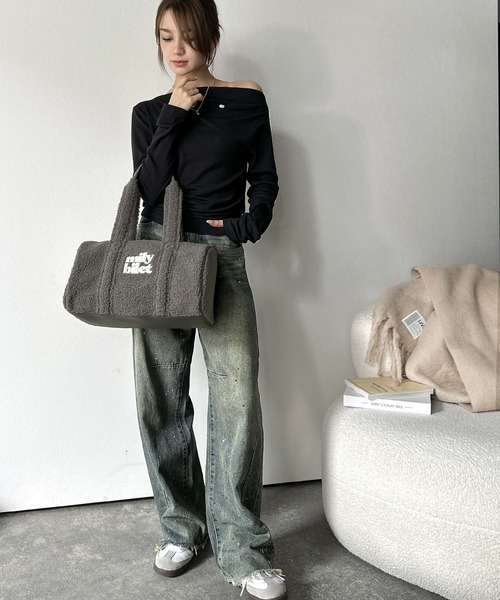 mily bilet(ミウィビレット)の「【mily bilet】ふわもこ感がたまらない主役バッグ♪ロゴ刺繍ボアボストンバッグ(ハンドバッグ・レディース・チャコールグレー/ブラック/ブラウン/ベージュ・ONE SIZE)」の15枚目の写真