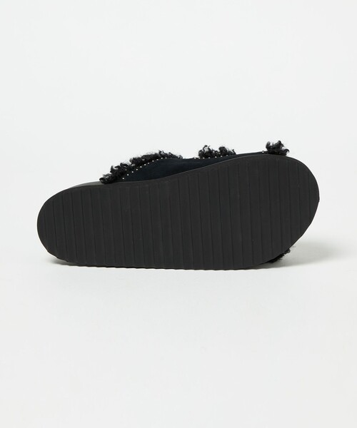 UNITED ARROWS（ユナイテッドアローズ）の「フェイクファー 2ライン スタッズ サンダル（サンダル・レディース・ブラック/ベージュ・35/36/37/38）」の14枚目の写真