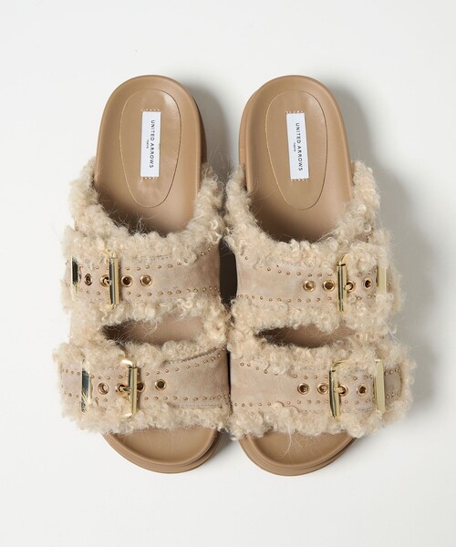 UNITED ARROWS（ユナイテッドアローズ）の「フェイクファー 2ライン スタッズ サンダル（サンダル・レディース・ブラック/ベージュ・35/36/37/38）」の19枚目の写真