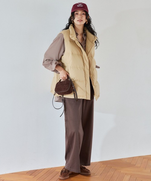 BARNYARDSTORM（バンヤードストーム）の「BARNYARDSTORM / サイドZIPダウンベスト＜撥水＞（ダウンベスト・レディース・ベージュ/ブラック・S/M）」の7枚目の写真