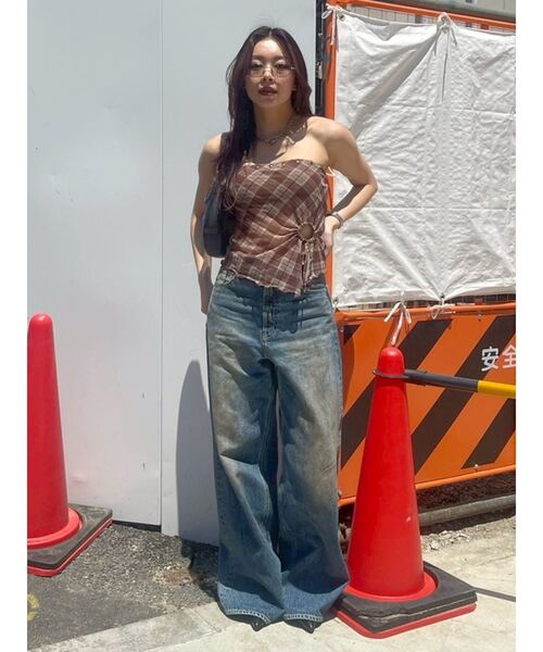 EVRIS（エヴリス）の「ヴィンテージライクボリュームワイドデニムパンツ（デニムパンツ・レディース・ブルー/インディゴブルー・MEDIUM/SMALL）」の11枚目の写真