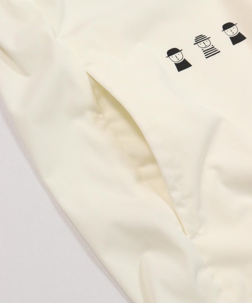 Picone CLUB（ピッコーネクラブ）の「フード付きジップベスト（ベスト・レディース・ホワイト/ブラック・L/M/S）」の9枚目の写真