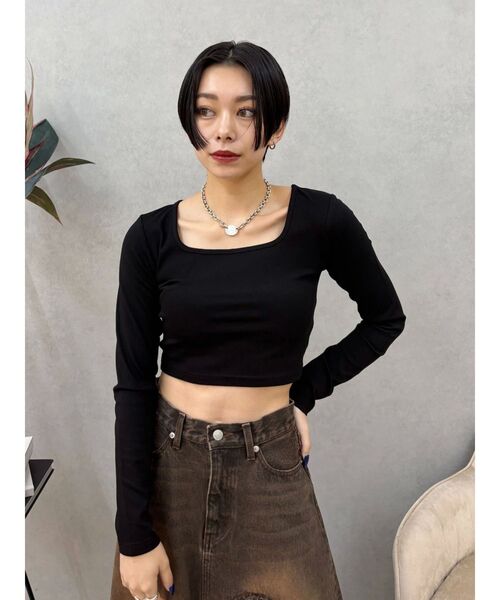 EVRIS(エヴリス)の「スクエアクロップドトップス(Tシャツ/カットソー・レディース・ブラック/マスタード/レッド/ホワイト・FREE)」の20枚目の写真
