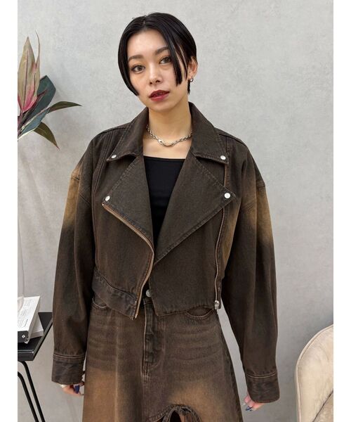 EVRIS(エヴリス)の「スクエアクロップドトップス(Tシャツ/カットソー・レディース・ブラック/マスタード/レッド/ホワイト・FREE)」の19枚目の写真