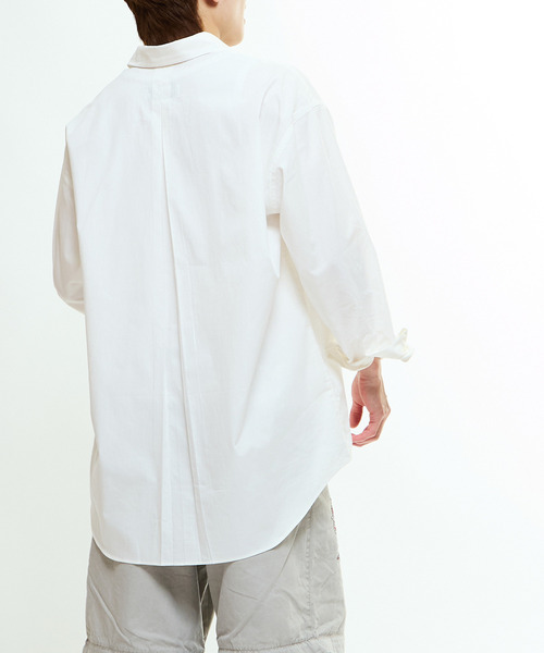 CONVERSE TOKYO(コンバーストウキョウ)の「STAR★ ONEPOINT OVERSIZED SHIRT(シャツ/ブラウス・レディース・ブルー/ベージュ/ホワイト/サックスブルー/ブラック・FREE)」の8枚目の写真