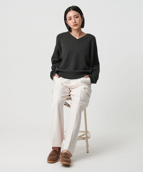 BEAUTY&YOUTH UNITED ARROWS（ビューティーアンドユースユナイテッドアローズ）の「ソフトコットン Vネック スムース ニットプルオーバー ウォッシャブル（ニット/セーター・レディース・オレンジ/ベージュ/ダークグレー/その他2/ナチュラル/シャーベット・FREE）」の15枚目の写真