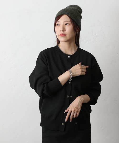 COLONY 2139(コロニートゥーワンスリーナイン)の「ラメニット帽(ニットキャップ/ビーニー・レディース・カーキ/ブラック/シルバー・FREE)」の14枚目の写真