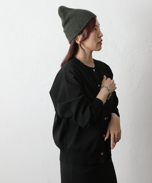 COLONY 2139(コロニートゥーワンスリーナイン)の「ラメニット帽(ニットキャップ/ビーニー・レディース・カーキ/ブラック/シルバー・FREE)」の15枚目の写真