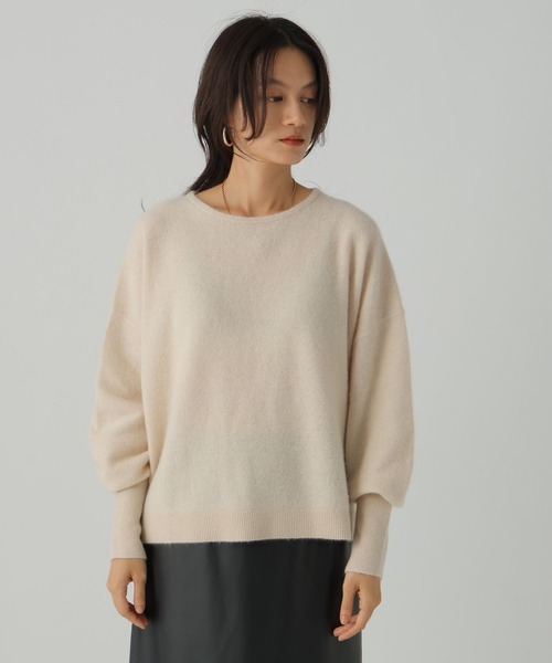 Elura(エルーラ)の「ラクーンリッチプルオーバー/571610(ニット/セーター・レディース・ライトベージュ/ネイビー/モカ・FREE)」の16枚目の写真