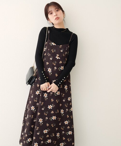 natural couture（ナチュラルクチュール）の「フロリエンタルキャミワンピース（ワンピース・レディース・ブラウン/オフホワイト・FREE）」の7枚目の写真