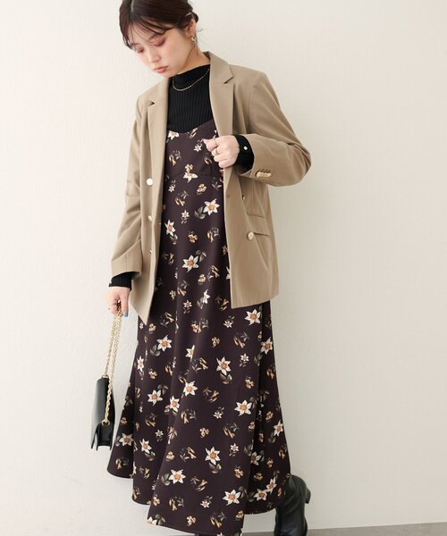 natural couture（ナチュラルクチュール）の「フロリエンタルキャミワンピース（ワンピース・レディース・ブラウン/オフホワイト・FREE）」の13枚目の写真