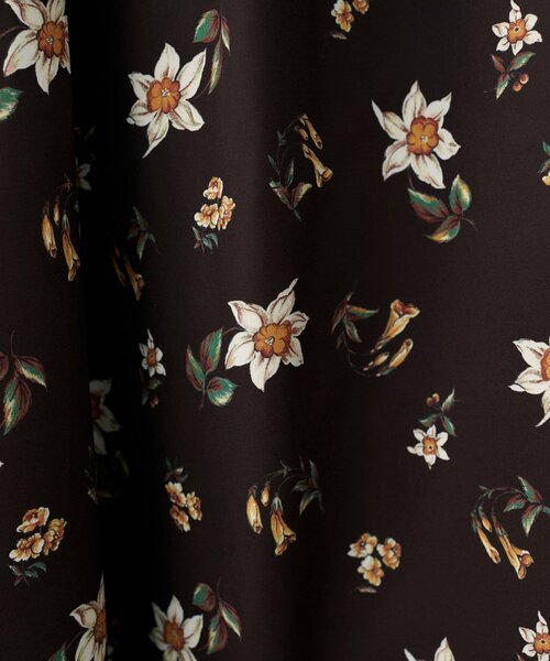 natural couture（ナチュラルクチュール）の「フロリエンタルキャミワンピース（ワンピース・レディース・ブラウン/オフホワイト・FREE）」の9枚目の写真