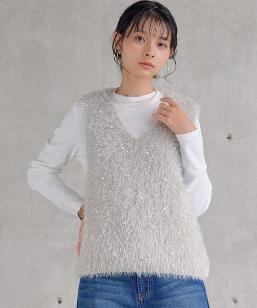パール付きラメシャギーニットベスト（Tシャツ/カットソー）｜attiree