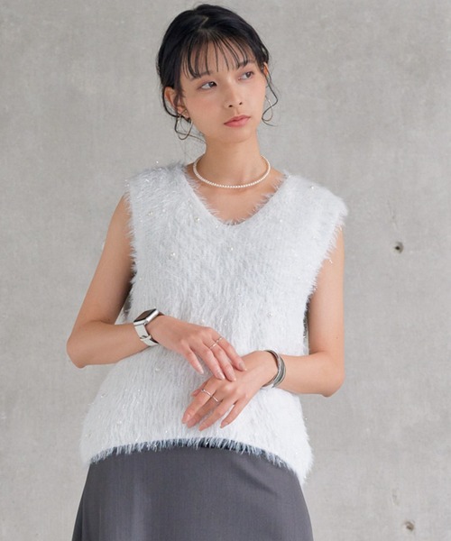 attiree(アティレー)の「パール付きラメシャギーニットベスト(Tシャツ/カットソー・レディース・ピンク/アイボリー/グレー/チャコールグレー/ベージュ・FREE)」の21枚目の写真