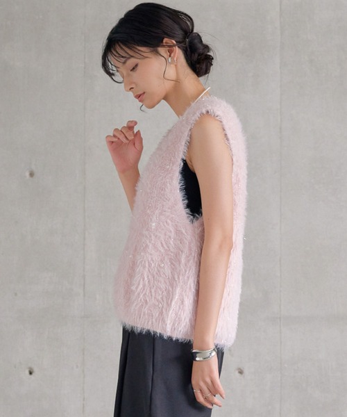 attiree(アティレー)の「パール付きラメシャギーニットベスト(Tシャツ/カットソー・レディース・ピンク/アイボリー/グレー/チャコールグレー/ベージュ・FREE)」の10枚目の写真