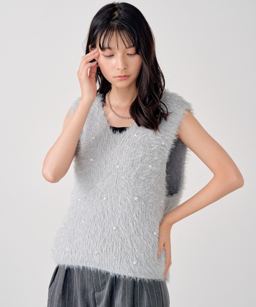 attiree(アティレー)の「パール付きラメシャギーニットベスト(Tシャツ/カットソー・レディース・ピンク/アイボリー/グレー/チャコールグレー/ベージュ・FREE)」の16枚目の写真