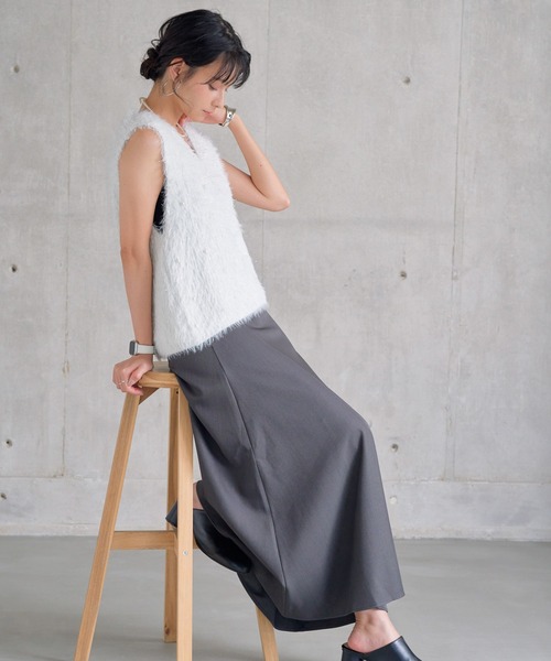 attiree(アティレー)の「パール付きラメシャギーニットベスト(Tシャツ/カットソー・レディース・ピンク/アイボリー/グレー/チャコールグレー/ベージュ・FREE)」の19枚目の写真