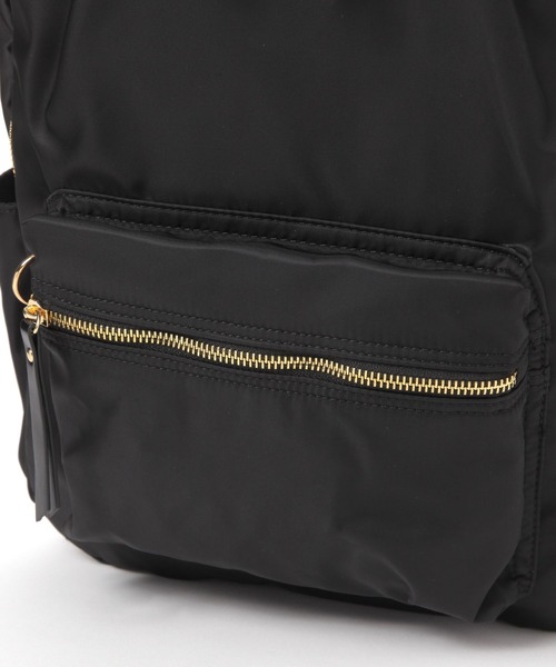 GLOBAL WORK(グローバルワーク)の「撥水軽量12ポケットリュック/578006(バックパック/リュック・レディース・ブラック系その他/ブラック/グレー系その他2/グレー系その他/カーキ/ライトベージュ/ブラウン系その他・FREE)」の17枚目の写真