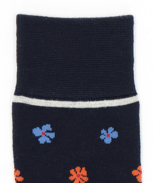 COMME CA ISM(コムサイズム)の「花小紋柄 ソックス(ソックス/靴下・メンズ・ネイビー/ダークブラウン/グレー・27cm)」の5枚目の写真