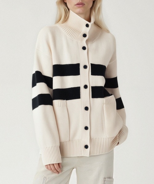 伊太利屋のラインストーンボタンと猫ボタンのカーディガン11号 伊太利屋のラインストーンボタンと猫ボタンのカーディガン11号 - メルカリ