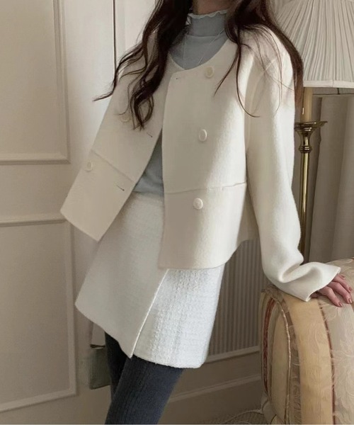 LUCPY（ラクピー）の「クラシックフェミニンダブルボタンロングコート（その他アウター・レディース・グレー/ホワイト・SMALL/MEDIUM）」の2枚目の写真