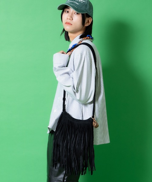 an meets zakka(アンミツザッカ)の「an meets zakka ウエスタンフリンジスエードショルダーバッグ(ショルダーバッグ・レディース・マスタード/ベージュ/ブラウン/ブラック・ONESIZE)」の9枚目の写真