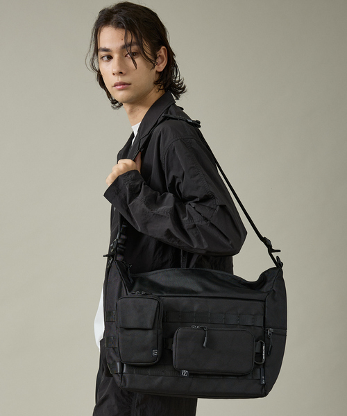 NOIR(ノワール)の「【NoiR / ノワール】Tweak Shoulder / ツイーク ショルダー/N25005 /12.6L(ショルダーバッグ・メンズ・ブラック系その他/ブラック系その他2・フリー)」の2枚目の写真