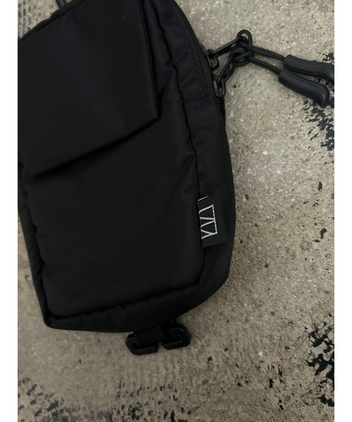 NOIR(ノワール)の「【NoiR / ノワール】Tweak Shoulder / ツイーク ショルダー/N25005 /12.6L(ショルダーバッグ・メンズ・ブラック系その他/ブラック系その他2・フリー)」の16枚目の写真