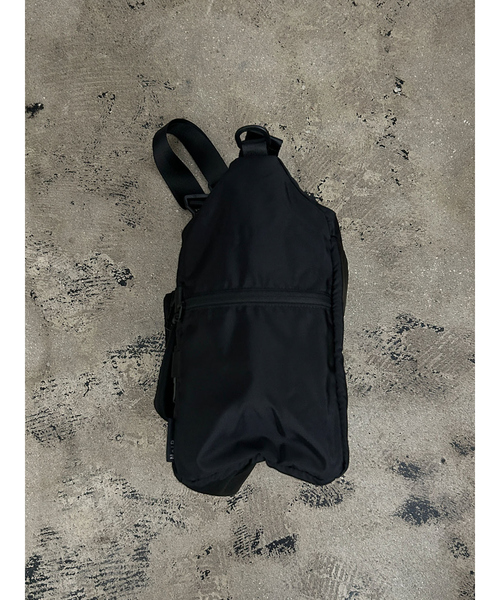 NOIR(ノワール)の「【NoiR / ノワール】Tweak Shoulder / ツイーク ショルダー/N25005 /12.6L(ショルダーバッグ・メンズ・ブラック系その他/ブラック系その他2・フリー)」の11枚目の写真