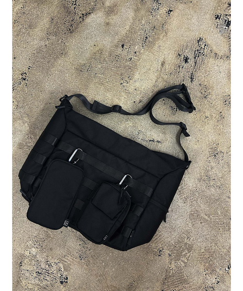 NOIR(ノワール)の「【NoiR / ノワール】Tweak Shoulder / ツイーク ショルダー/N25005 /12.6L(ショルダーバッグ・メンズ・ブラック系その他/ブラック系その他2・フリー)」の9枚目の写真
