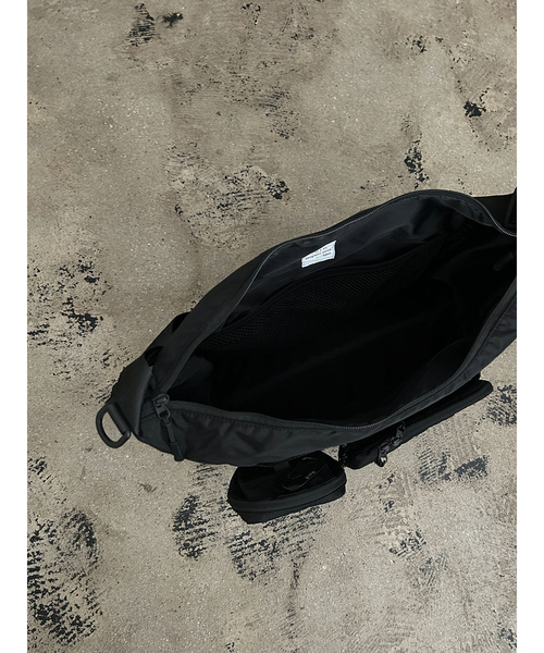 NOIR(ノワール)の「【NoiR / ノワール】Tweak Shoulder / ツイーク ショルダー/N25005 /12.6L(ショルダーバッグ・メンズ・ブラック系その他/ブラック系その他2・フリー)」の5枚目の写真