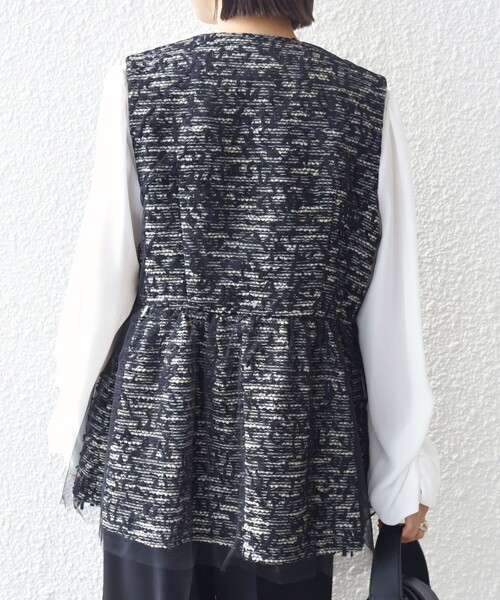 troisiemeCHACO(トロワズィエムチャコ)の「【SHIPS別注】troisiemeCHACO: チュール ジレ(セレモニー対応可)(ベスト・レディース・オフホワイト/ブラック/ダークグレー・ONE SIZE)」の20枚目の写真