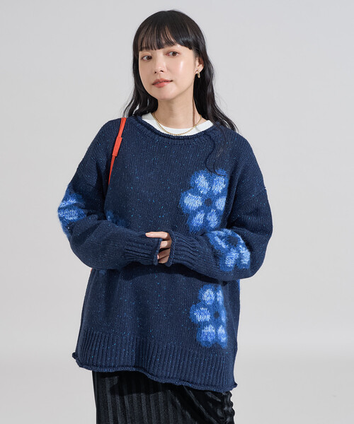 FREAK'S STORE(フリークスストア)の「花柄ジャガード ニットプルオーバー/フラワー柄ニット(ニット/セーター・レディース・ネイビー/ベージュ・フリ-)」の18枚目の写真