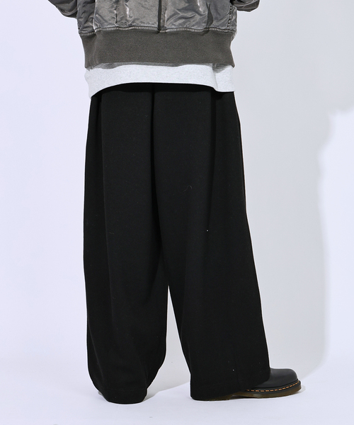 JOURNAL STANDARD（ジャーナルスタンダード）の「ダブル フェイス モダン ワイド パンツ（スウェットパンツ・メンズ・チャコールグレー/ブラック/ブラウン・SMALL/MEDIUM/LARGE）」の17枚目の写真