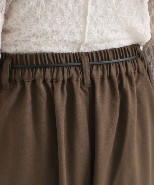 DRESKIP（ドレスキップ）の「【S-LL/2点セット】脚のラインを拾いにくい ベルト付きタックスカーチョパンツ（その他パンツ・レディース・マスタード/ネイビー/ダークブラウン・01/02/03/04）」の20枚目の写真