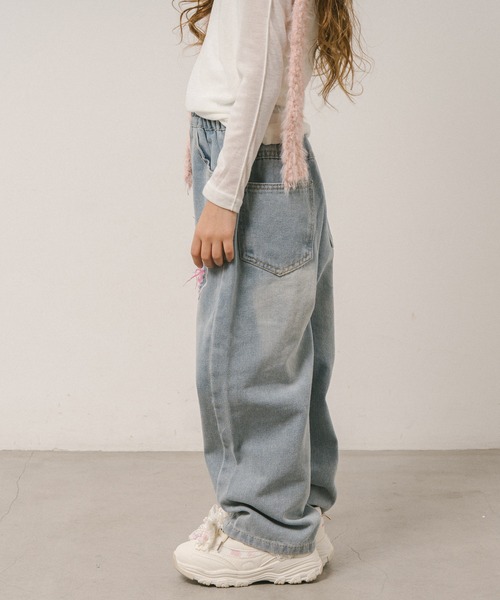 URBAN CHERRY(アーバンチェリー)の「ハートカラーダメージデニムパンツ(デニムパンツ・キッズ・ブルー・150cm/140cm/130cm/120cm/110cm)」の3枚目の写真