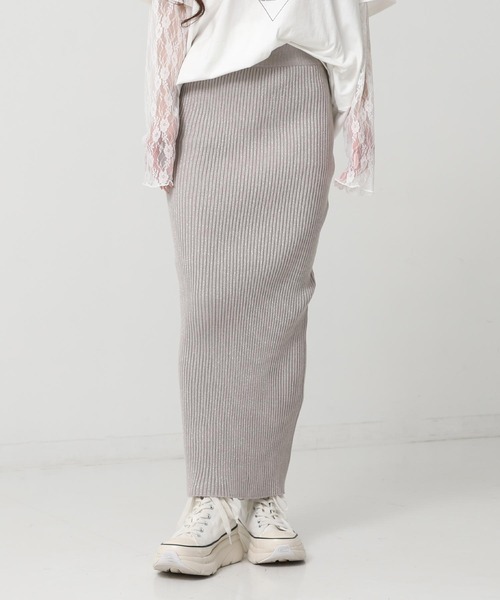 ANAP（アナップ）の「ラメニット バックスリット ナロースカート（スカート・レディース・ライトグレー/ブラウン/ダークグレー・F）」の17枚目の写真