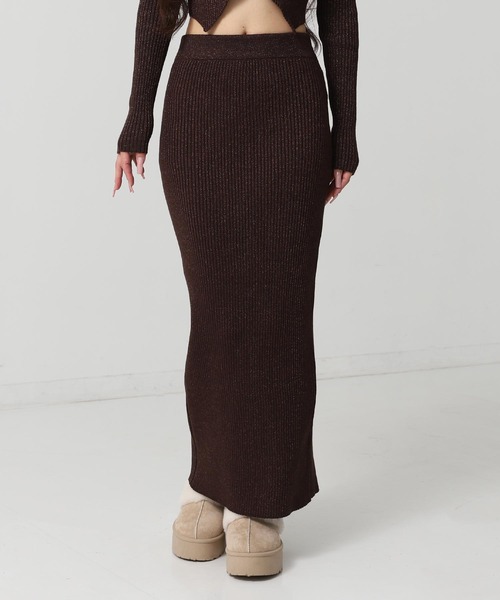 ANAP（アナップ）の「ラメニット バックスリット ナロースカート（スカート・レディース・ライトグレー/ブラウン/ダークグレー・F）」の14枚目の写真