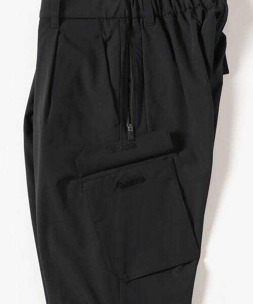 HERNO（ヘルノ）の「HERNO / ナイロンポリウレタン カーゴパンツ（その他パンツ・メンズ・ブラック・M/L/XL/S）」の5枚目の写真