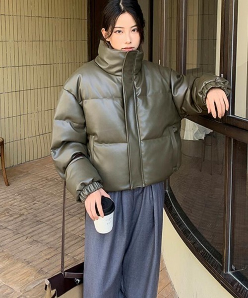 セール】レザー風ダウンジャケット ハイネック・ボリュームスリーブ