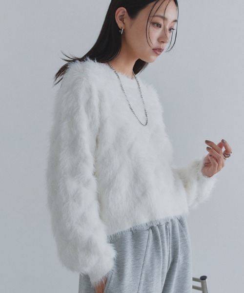 ECLAM(クラム)の「フェザークロップドニット(ニット/セーター・レディース・テラコッタ/ライトグレー/オフホワイト・M)」の4枚目の写真