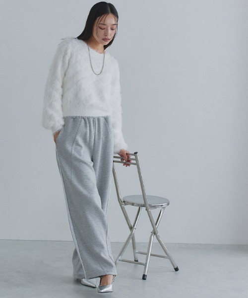 ECLAM(クラム)の「フェザークロップドニット(ニット/セーター・レディース・テラコッタ/ライトグレー/オフホワイト・M)」の11枚目の写真