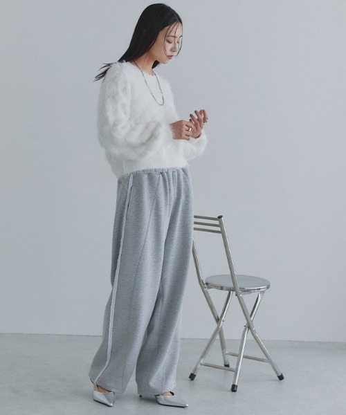 ECLAM(クラム)の「フェザークロップドニット(ニット/セーター・レディース・テラコッタ/ライトグレー/オフホワイト・M)」の13枚目の写真