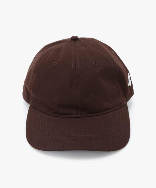 agnes b.（アニエスベー）の「”b.”ロゴ コットン キャップ（キャップ・レディース・ブラウン系その他・FREE）」の2枚目の写真